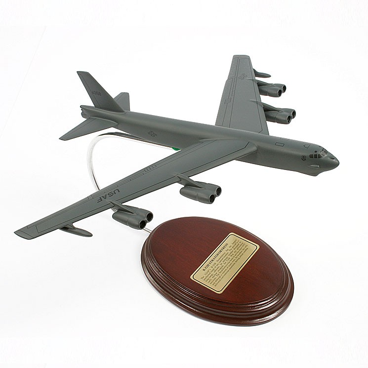 Boeing B 52h Stratofortress Model Scale1185